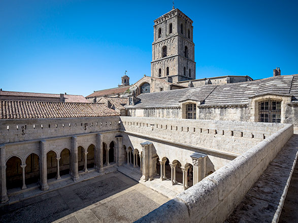 Escale Arles (FR)