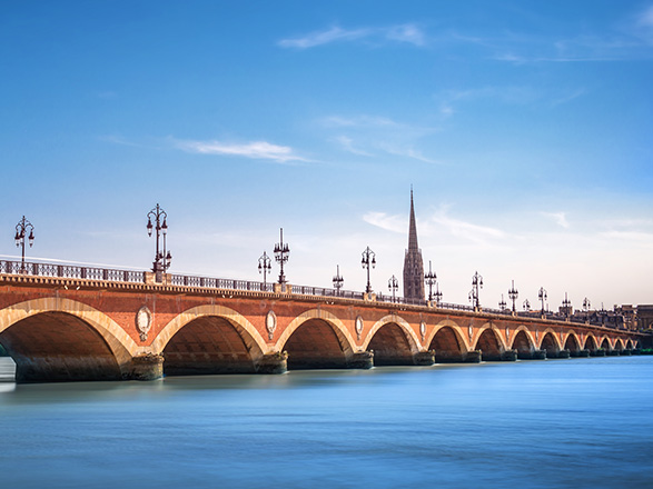 Escale BORDEAUX - CUSSAC-FORT-MEDOC