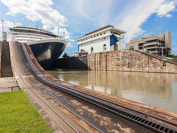 Escale Canal de Panama Navigation