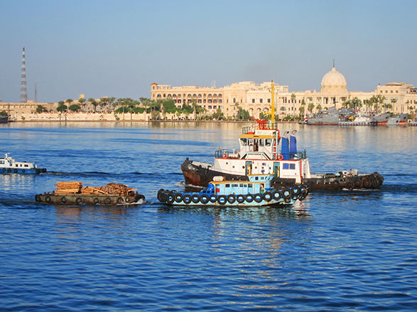 Escale Canal de Suez Navigation