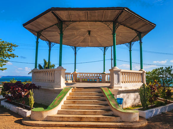 Escale Madagascar (Diego Suarez)