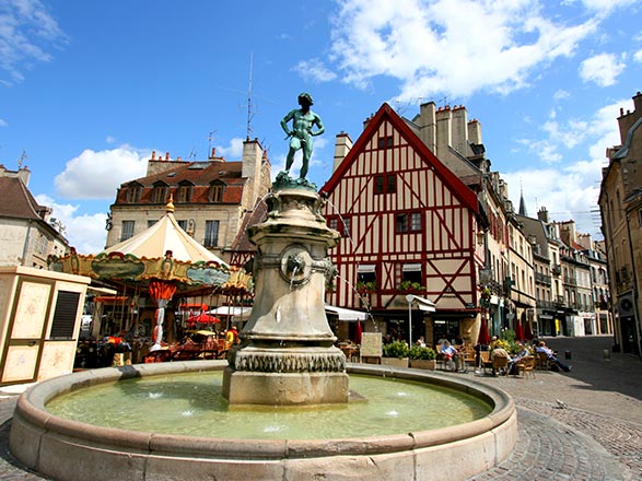 Escale Bourgogne (Dijon) - SAINT-LEGER-SUR-DHEUNE