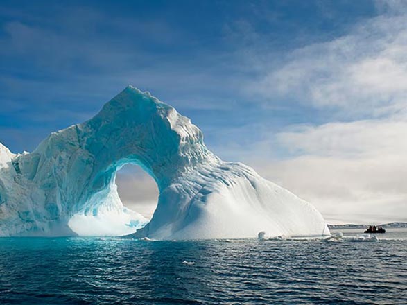 Escale Antarctique (Détroit Antarctic)