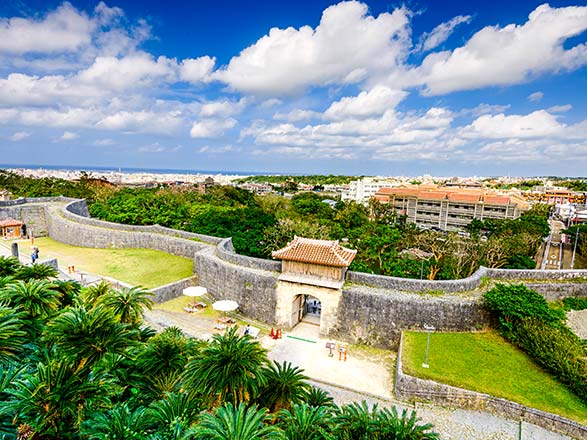 Escale Japon (Naha Okinawa)