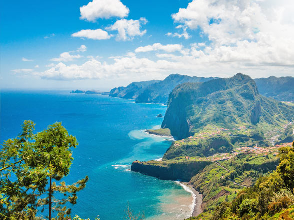 https://static.abcroisiere.com/images/fr/escales/escale,funchal-funchal_zoom,PT,FNC,67394.jpg