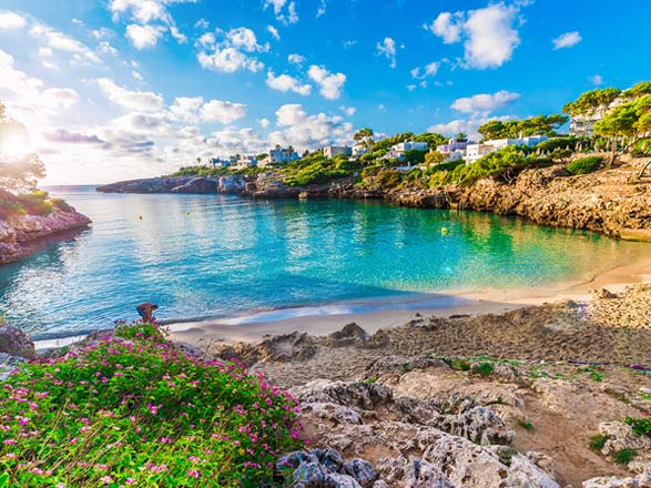 https://static.abcroisiere.com/images/fr/escales/escale,palma de majorque-palma de majorque_zoom,ES,PMI,517122.jpg