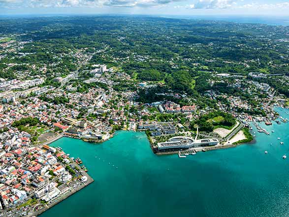 https://static.abcroisiere.com/images/fr/escales/escale,pointe-à-pitre-pointe-à-pitre_zoom,GP,PTP,538817.jpg