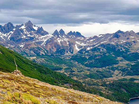 https://static.abcroisiere.com/images/fr/escales/escale,puerto williams-puerto williams_zoom,CL,WPU,522824.jpg