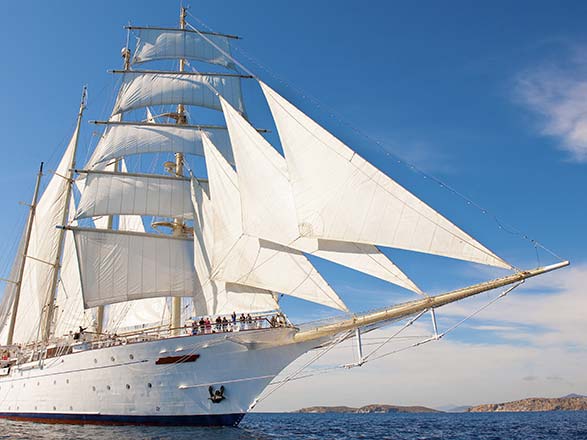 https://static.abcroisiere.com/images/fr/navires/navire,star-clipper_max,142,522144.jpg