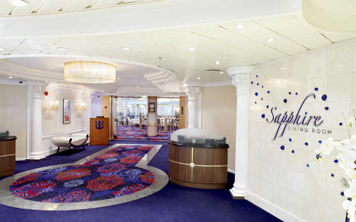 navire,voyager-of-the-seas_720x450,133,48987.jpg