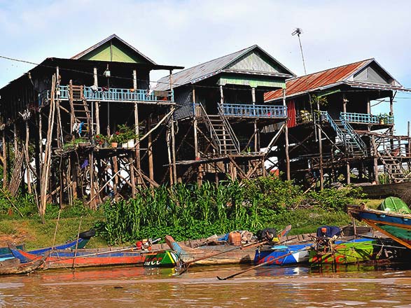 Escale LAC TONLE - KAMPONG CHHNANG - KAMPONG TRALACH