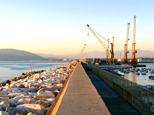 Escale Italie (Marina di Carrare)