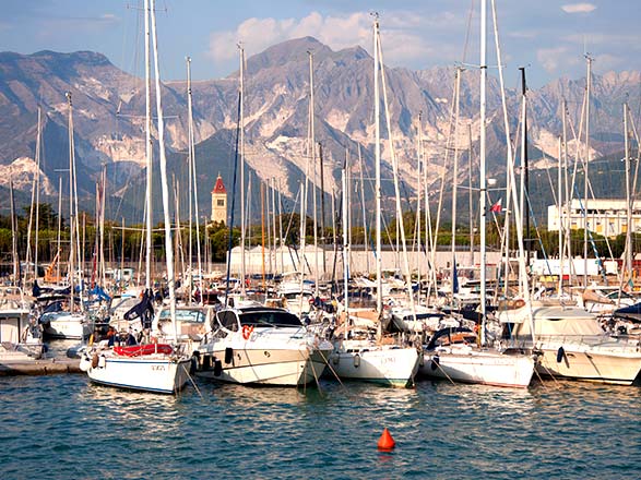 Escale Italie (Marina di Carrare)