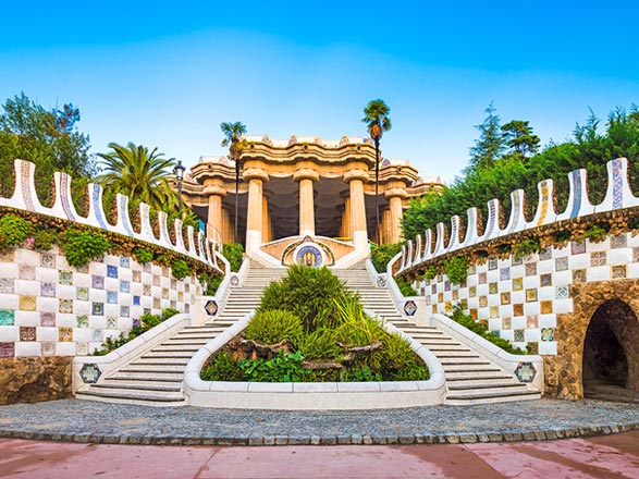 https://static.service-voyages.com/mobile/croisiere/images/fr/escales/escale,barcelone-barcelone_zoom,ES,BCN,516902.jpg