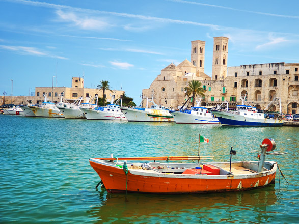 https://static.service-voyages.com/mobile/croisiere/images/fr/escales/escale,bari-bari_zoom,IT,BRI,30446.jpg