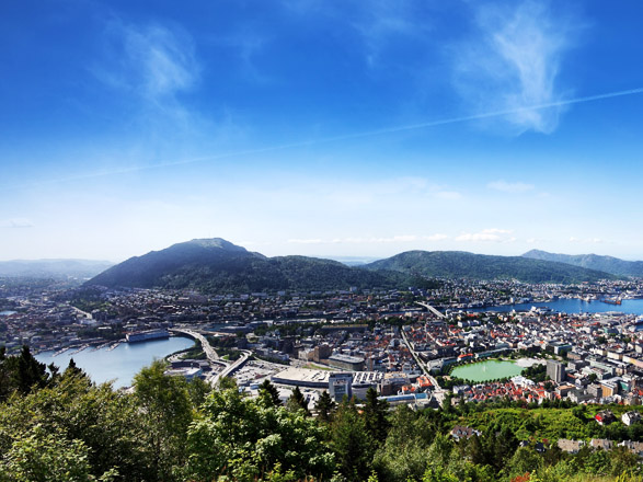 https://static.service-voyages.com/mobile/croisiere/images/fr/escales/escale,bergen-bergen_zoom,NO,BGO,73344.jpg