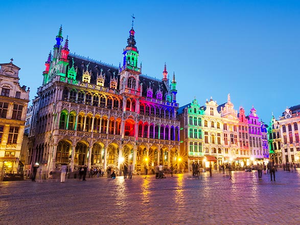 https://static.service-voyages.com/mobile/croisiere/images/fr/escales/escale,bruxelles-bruxelles_zoom,BE,BRU,35354.jpg