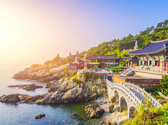 https://static.service-voyages.com/mobile/croisiere/images/fr/escales/escale,busan-busan_zoom,KR,PUS,62097.jpg
