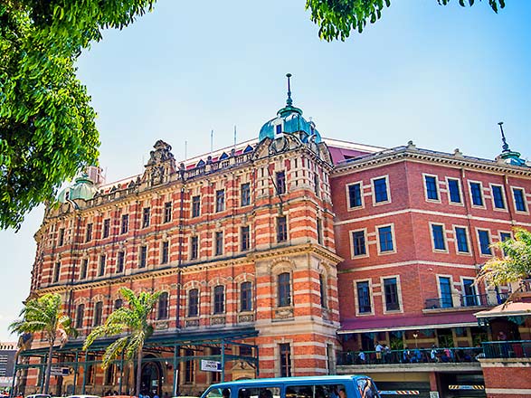 https://static.service-voyages.com/mobile/croisiere/images/fr/escales/escale,durban-durban_zoom,ZA,DUR,36141.jpg