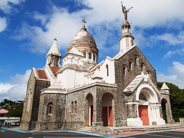 https://static.service-voyages.com/mobile/croisiere/images/fr/escales/escale,fort-de-france-fort-de-france_zoom,MQ,FDF,524268.jpg