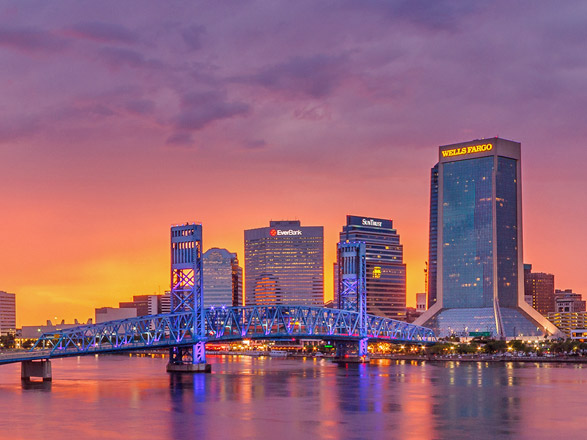 https://static.service-voyages.com/mobile/croisiere/images/fr/escales/escale,jacksonville-jacksonville_zoom,US,JAX,524321.jpg