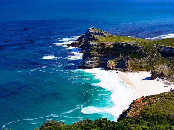 https://static.service-voyages.com/mobile/croisiere/images/fr/escales/escale,le cap-le cap_zoom,ZA,CPT,37950.jpg