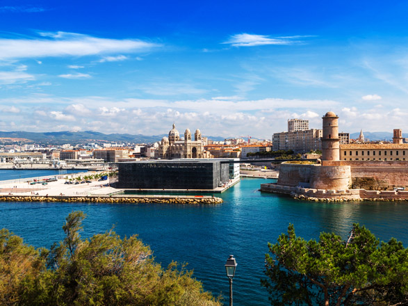 https://static.service-voyages.com/mobile/croisiere/images/fr/escales/escale,marseille-marseille_zoom,FR,MRS,32695.jpg