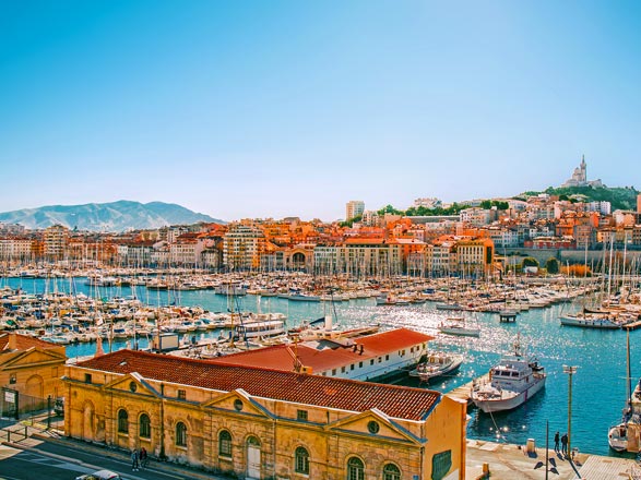https://static.service-voyages.com/mobile/croisiere/images/fr/escales/escale,marseille-marseille_zoom,FR,MRS,524271.jpg