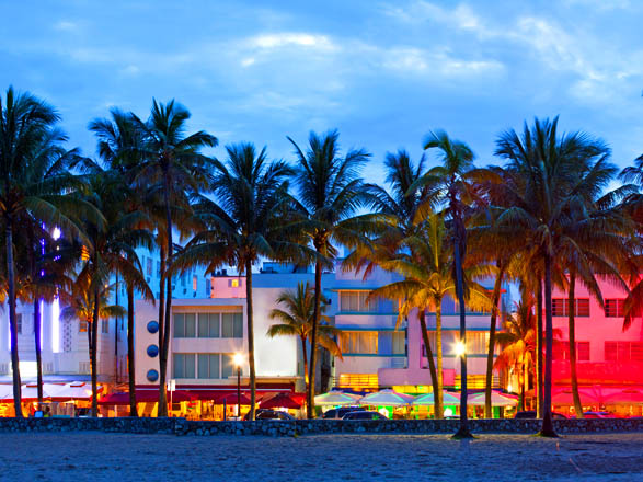 https://static.service-voyages.com/mobile/croisiere/images/fr/escales/escale,miami-miami_zoom,US,MIA,31953.jpg
