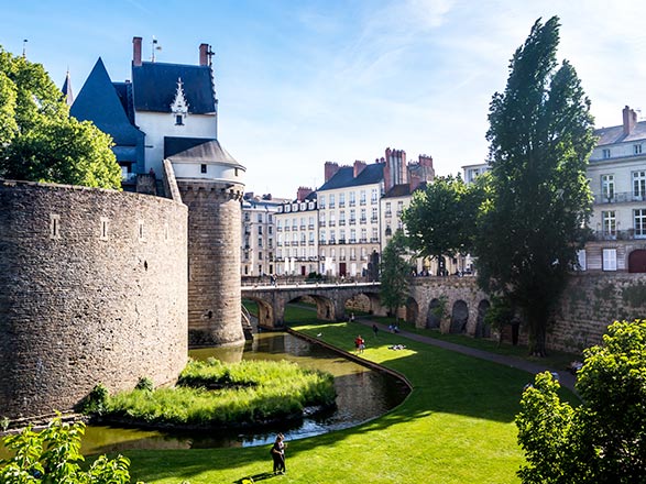 https://static.service-voyages.com/mobile/croisiere/images/fr/escales/escale,nantes-nantes_zoom,FR,NTE,37741.jpg