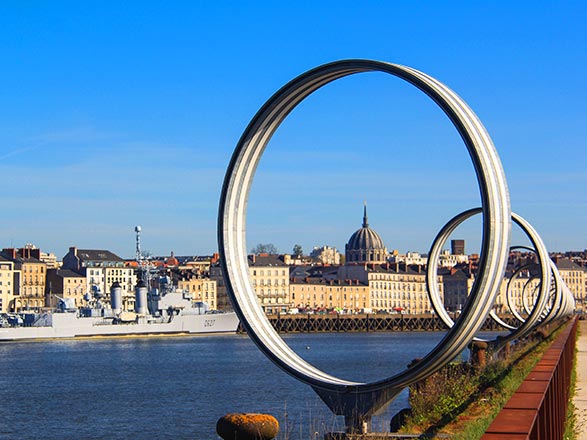 https://static.service-voyages.com/mobile/croisiere/images/fr/escales/escale,nantes-nantes_zoom,FR,NTE,37742.jpg