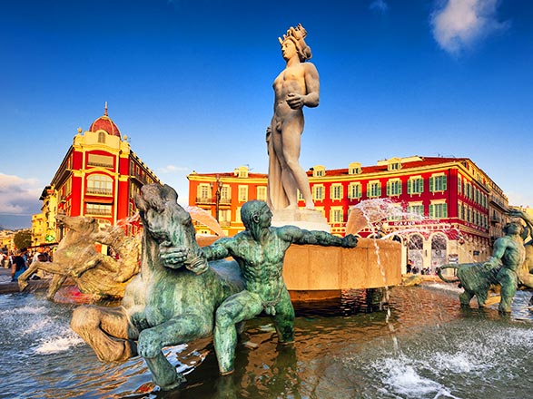 https://static.service-voyages.com/mobile/croisiere/images/fr/escales/escale,nice-nice_zoom,FR,NCE,38900.jpg