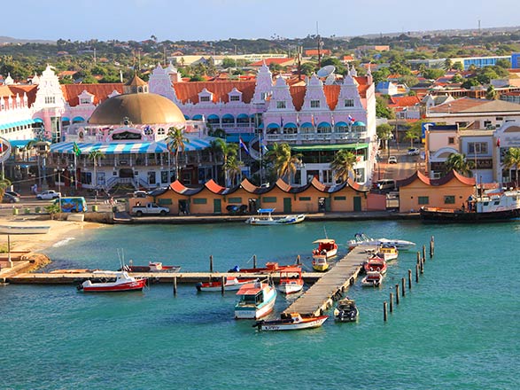https://static.service-voyages.com/mobile/croisiere/images/fr/escales/escale,oranjestad-oranjestad_zoom,AW,ORJ,38373.jpg