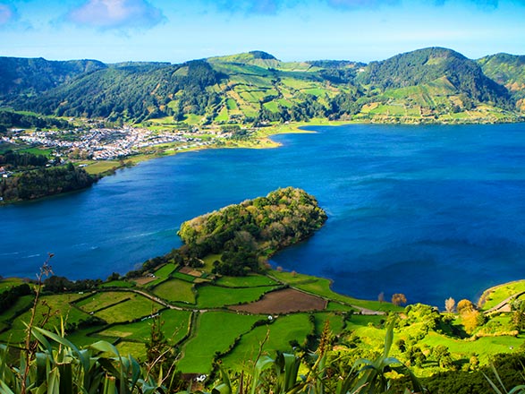 https://static.service-voyages.com/mobile/croisiere/images/fr/escales/escale,ponta delgada-ponta delgada_zoom,PT,PDL,37088.jpg