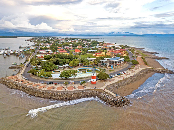 https://static.service-voyages.com/mobile/croisiere/images/fr/escales/escale,puntarenas-puntarenas_zoom,CR,PAS,67148.jpg