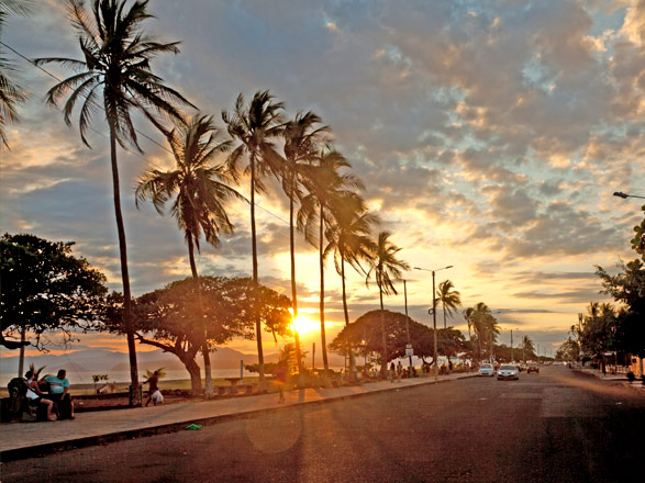 https://static.service-voyages.com/mobile/croisiere/images/fr/escales/escale,puntarenas-puntarenas_zoom,CR,PAS,67159.jpg