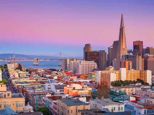 https://static.service-voyages.com/mobile/croisiere/images/fr/escales/escale,san francisco-san francisco_zoom,US,SFO,45795.jpg