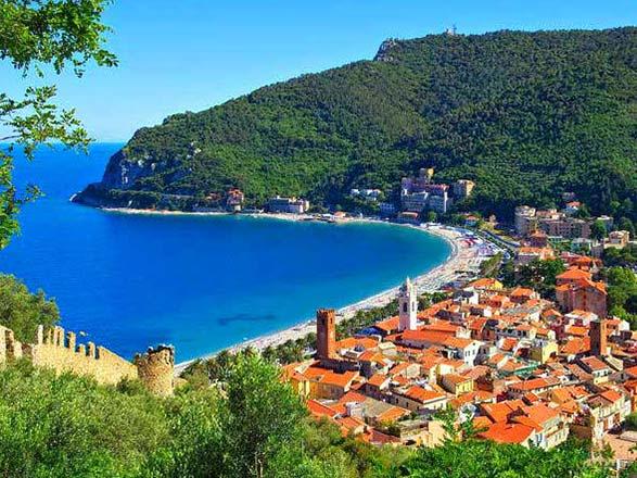 https://static.service-voyages.com/mobile/croisiere/images/fr/escales/escale,savone-savone_zoom,IT,SVN,527467.jpg