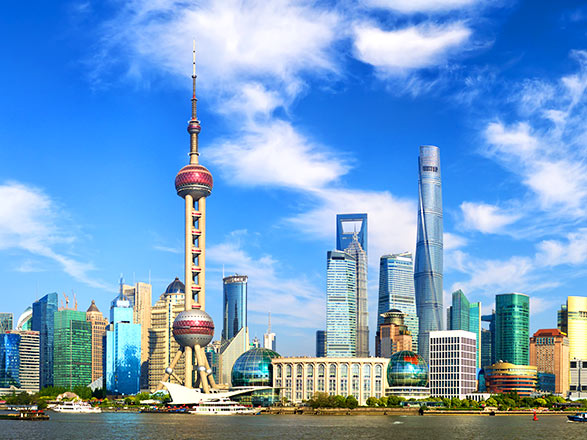 https://static.service-voyages.com/mobile/croisiere/images/fr/escales/escale,shanghai-shanghai_zoom,CN,SHA,45936.jpg