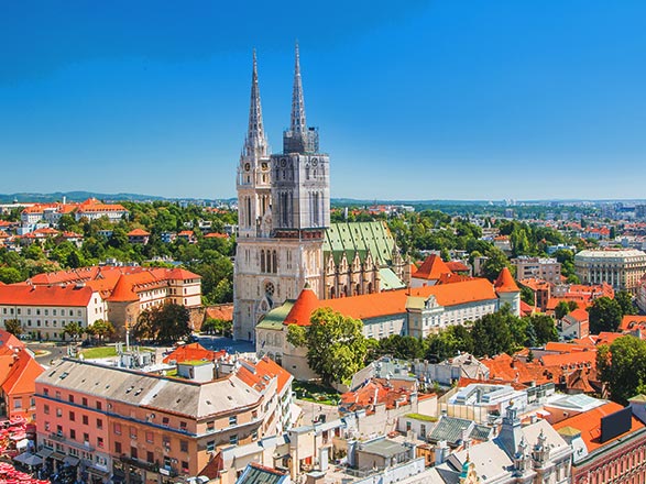 https://static.service-voyages.com/mobile/croisiere/images/fr/escales/escale,zagreb-zagreb_zoom,HR,ZAG,37215.jpg