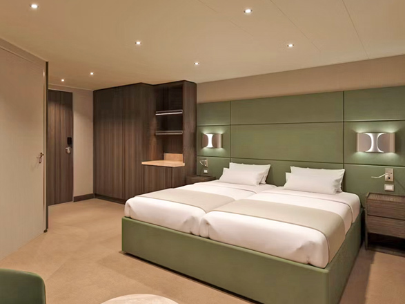 Yacht club intérieure MSC Poesia