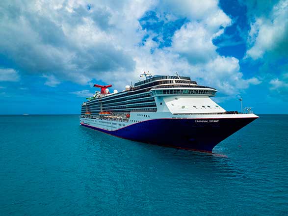 https://static.service-voyages.com/mobile/croisiere/images/fr/navires/navire,carnival-spirit_max,1511,528950.jpg