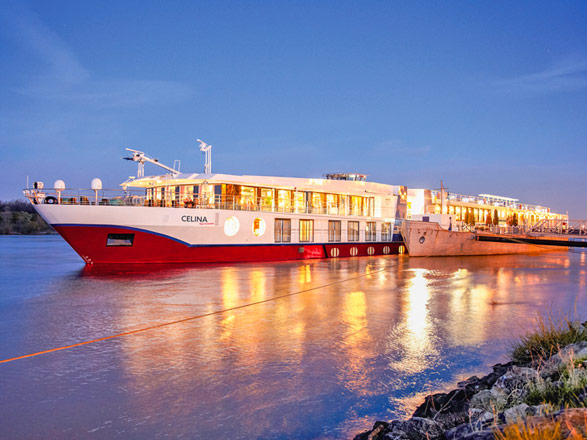 https://static.service-voyages.com/mobile/croisiere/images/fr/navires/navire,celina_max,1537,536446.jpg