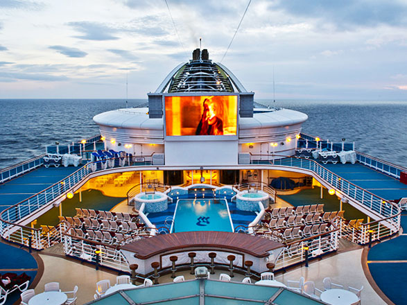 https://static.service-voyages.com/mobile/croisiere/images/fr/navires/navire,grand-princess_max,473,29574.jpg