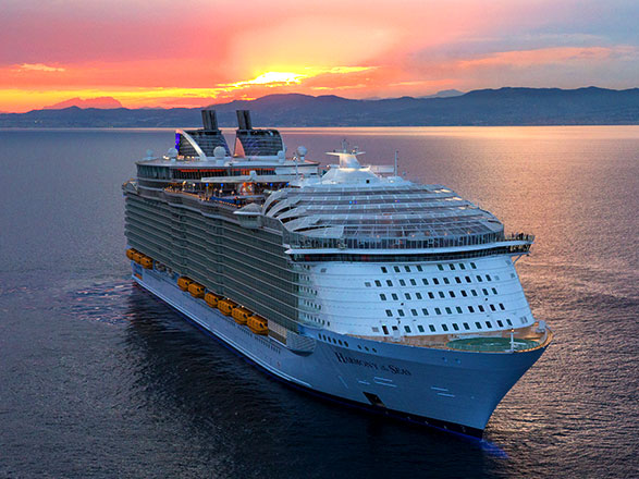 https://static.service-voyages.com/mobile/croisiere/images/fr/navires/navire,harmony-of-the-seas_max,1294,36377.jpg