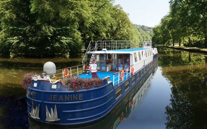 Navire Jeanine (ou similaire)