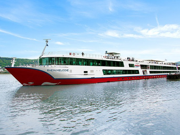 https://static.service-voyages.com/mobile/croisiere/images/fr/navires/navire,ms-rhein-melodie_max,1431,515285.jpg