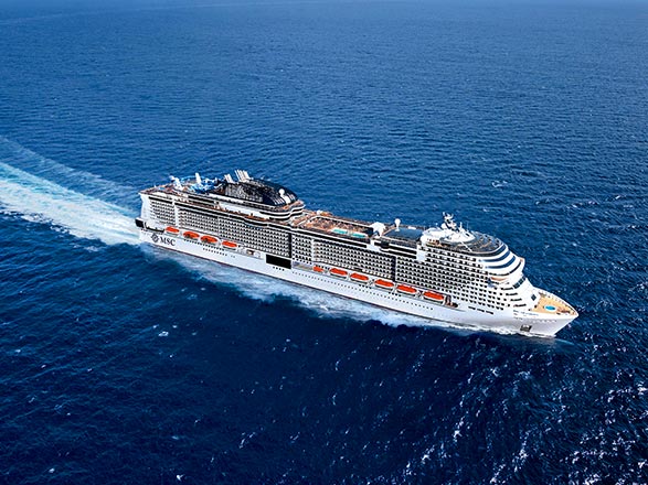 https://static.service-voyages.com/mobile/croisiere/images/fr/navires/navire,msc-grandiosa_max,1370,74635.jpg