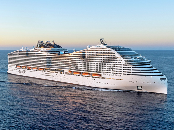 https://static.service-voyages.com/mobile/croisiere/images/fr/navires/navire,msc-world-europa_max,1451,545780.jpg