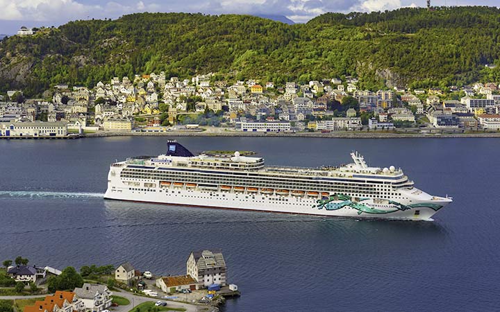 Navire Norwegian Jade